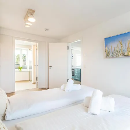 Prora - Ferienwohnung Mit Privater Dachterrasse Und Ostseeblick - Meerblick Apartmán