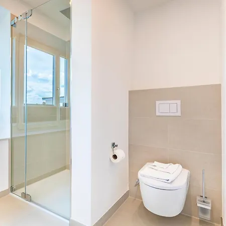 Prora - Ferienwohnung Mit Privater Dachterrasse Und Ostseeblick - Meerblick Apartmán Binz